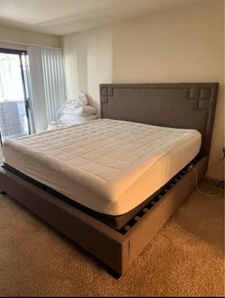 Ca king bed and mattress