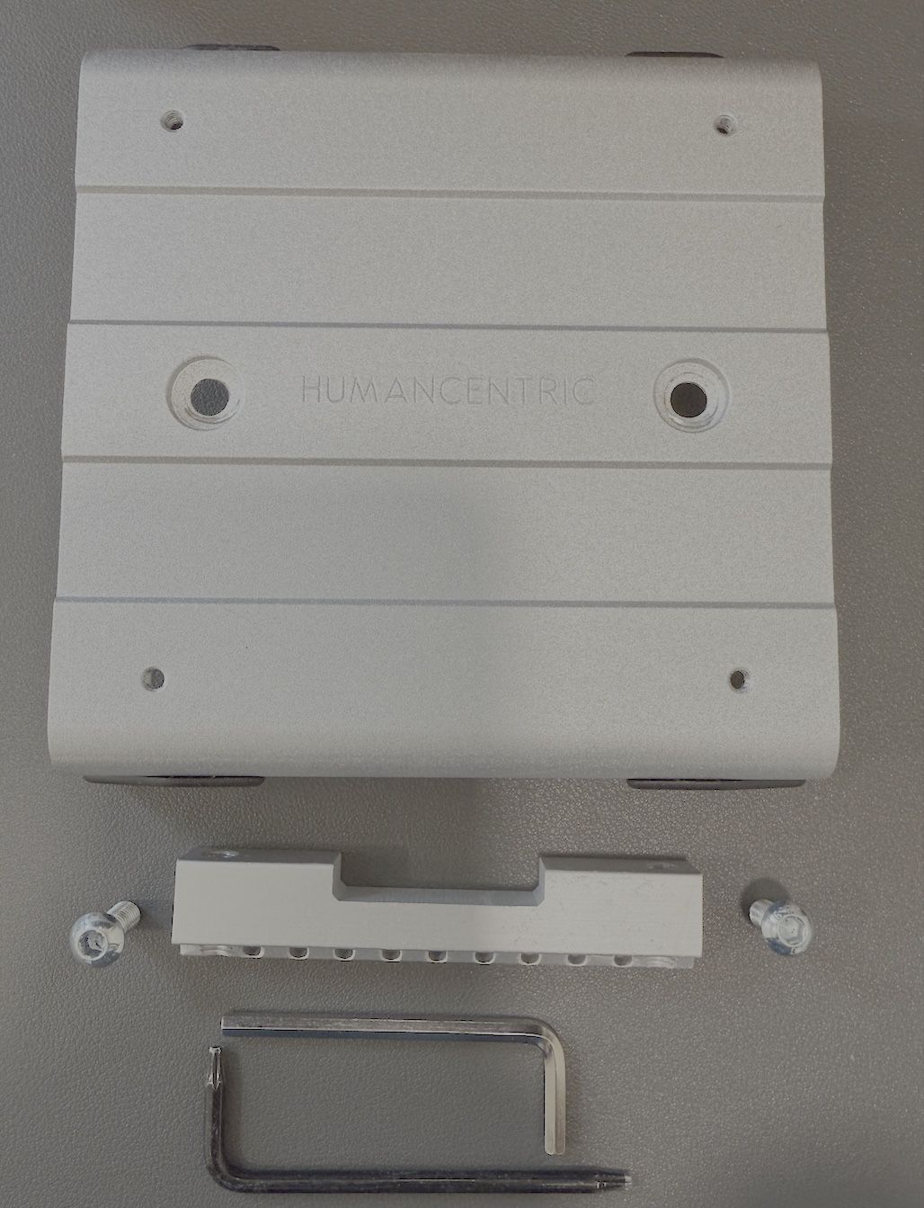 VESA Adapter For Select iMacs And Apple Display