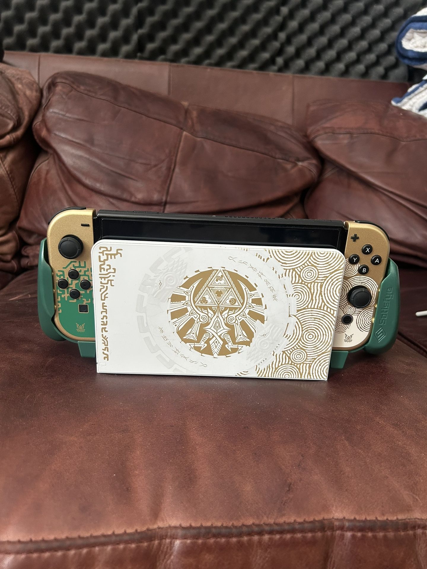 Nintendo Switch OLED Tears of the Kingdom Edition with Satisfye Zen Grip Ronin Mythic Edition Set