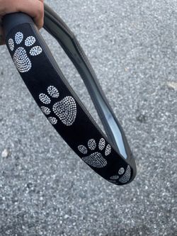 Steering wheel cover