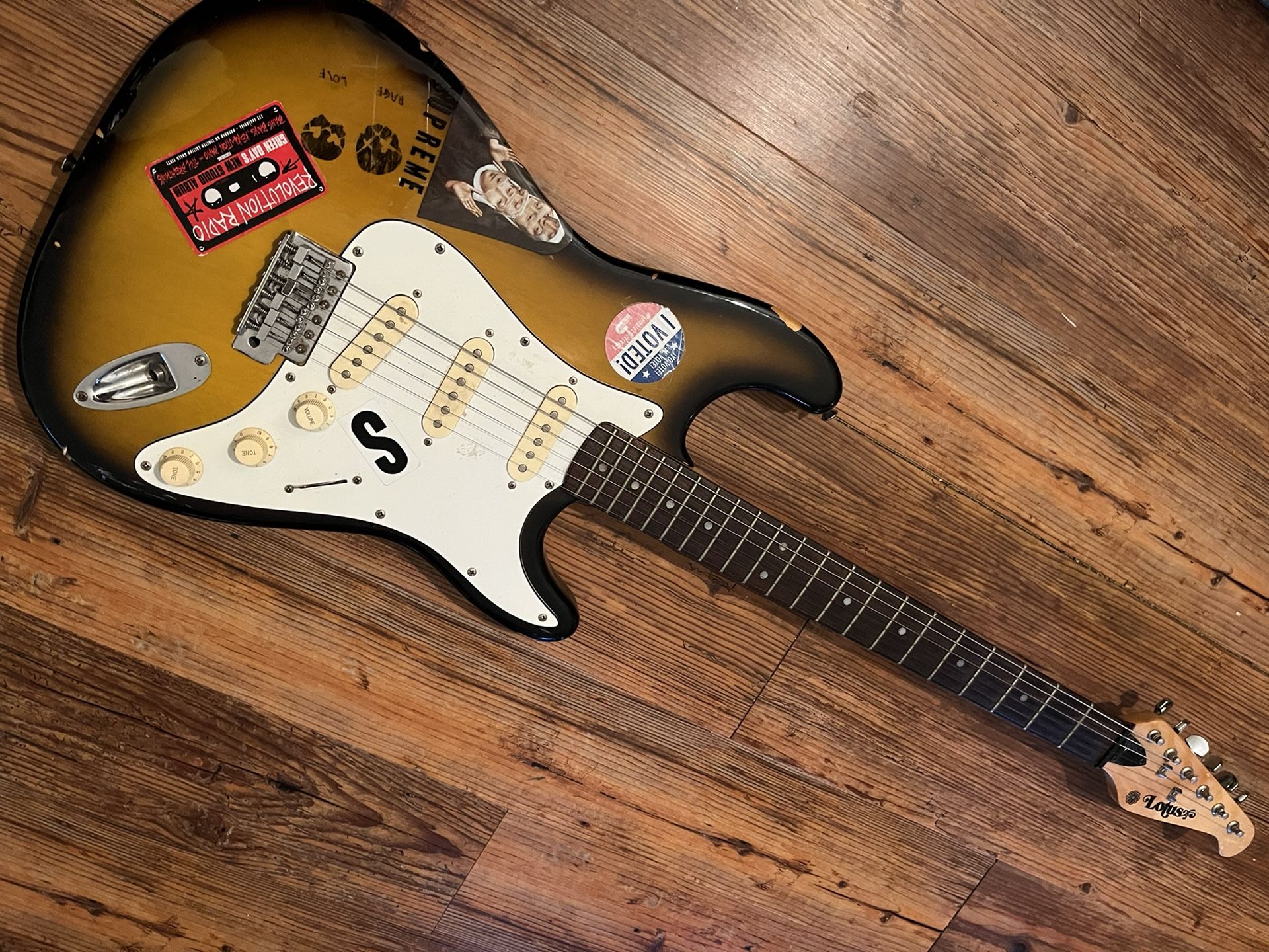 Lotus Electric Guitar Vintage