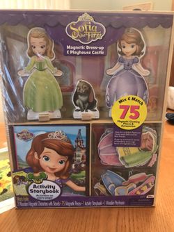 Sofia the first magnetic dress up and play house castle
