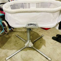 HALO Bassinet Lux