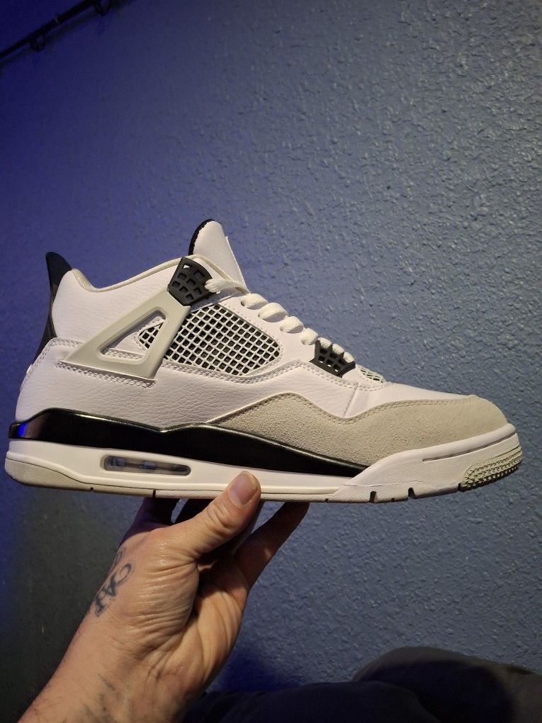 retro 4 Jordan's