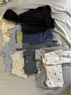 Baby outfits size 3M