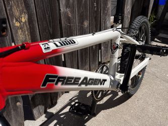 Free Agent Team Issue Limo BMX bike 20”