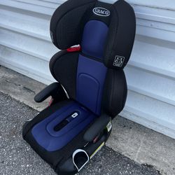 Graco High Back Adjustable Kid’s Car Booster Seat! Good condition!