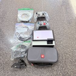 Nintendo Switch, Gen 1 & Accessories 