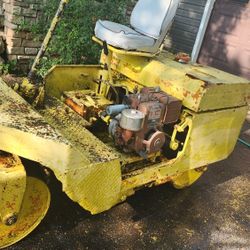 Asphalt Roller
