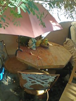 Outdoor table and chairs