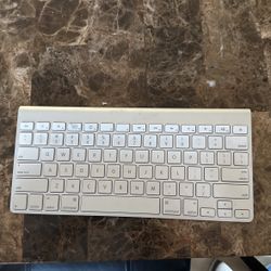 Apple Wireless Keyboard 