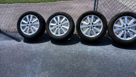 Set of Toyota wheels 16 inch