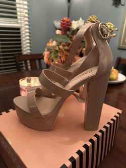 Nude Platforms