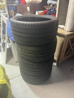 Set of 4 Matching Tires – 295/35R21 107Y – Great Tread