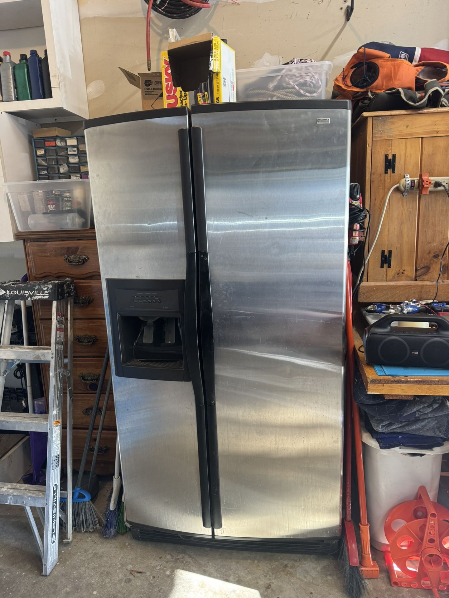 Refrigerator (Kenmore) 