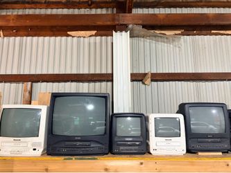 Several CRT VHS  combos 1st come 1st serve