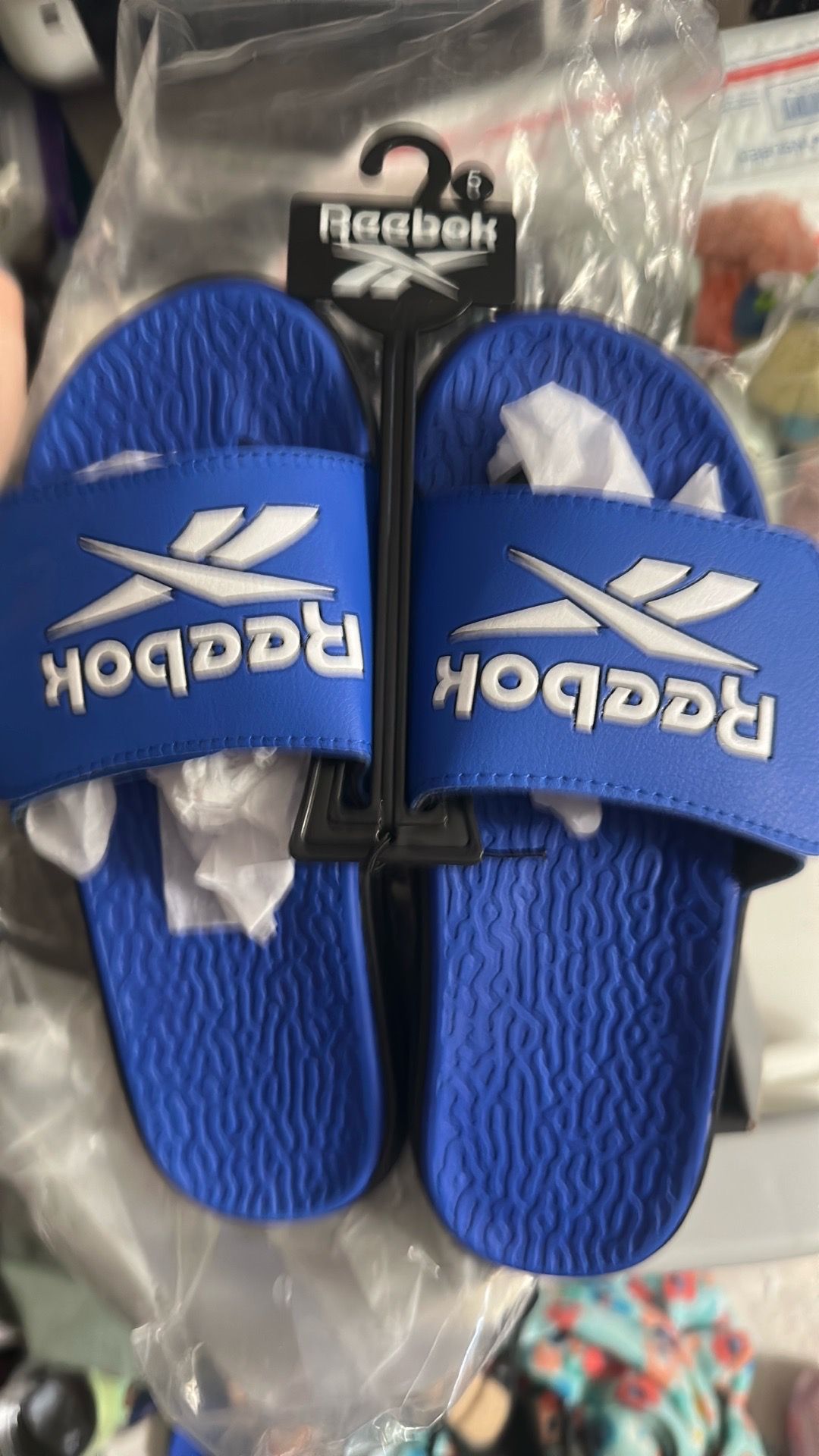 Reebok slide size 3,4,5