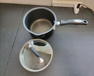 nonstick saucepan