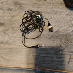 Wired Earbuds 