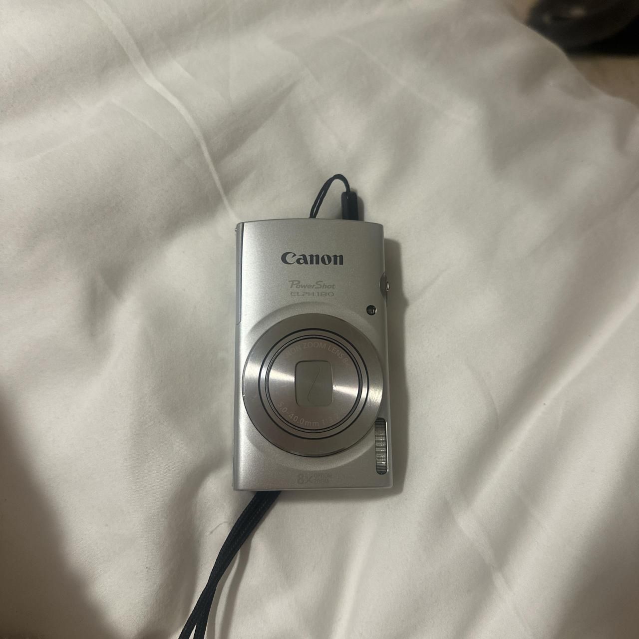 Canon Silver and Grey Cameras-and-accessories (LL827)