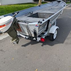 Klamath 12' DELUXE Aluminum Fishing Boat