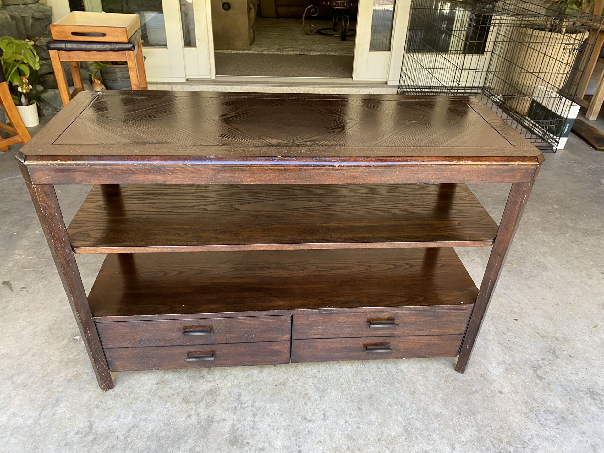 Nice Media Cabinet