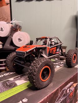 RTR Axial utb 18 Capra
