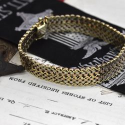 14k yellow gold bracelet, 29.8 grams