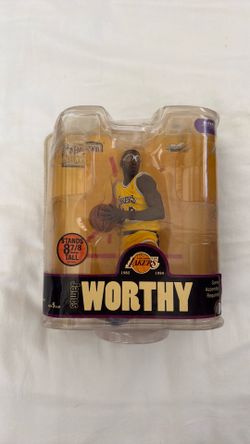 Los Angeles James Worthy O’Neal McFarlane series 2 yellow uniform BRAND NEW IN BOX