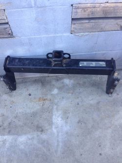 Tow hitch