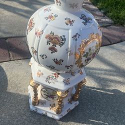 Ornamental vase
