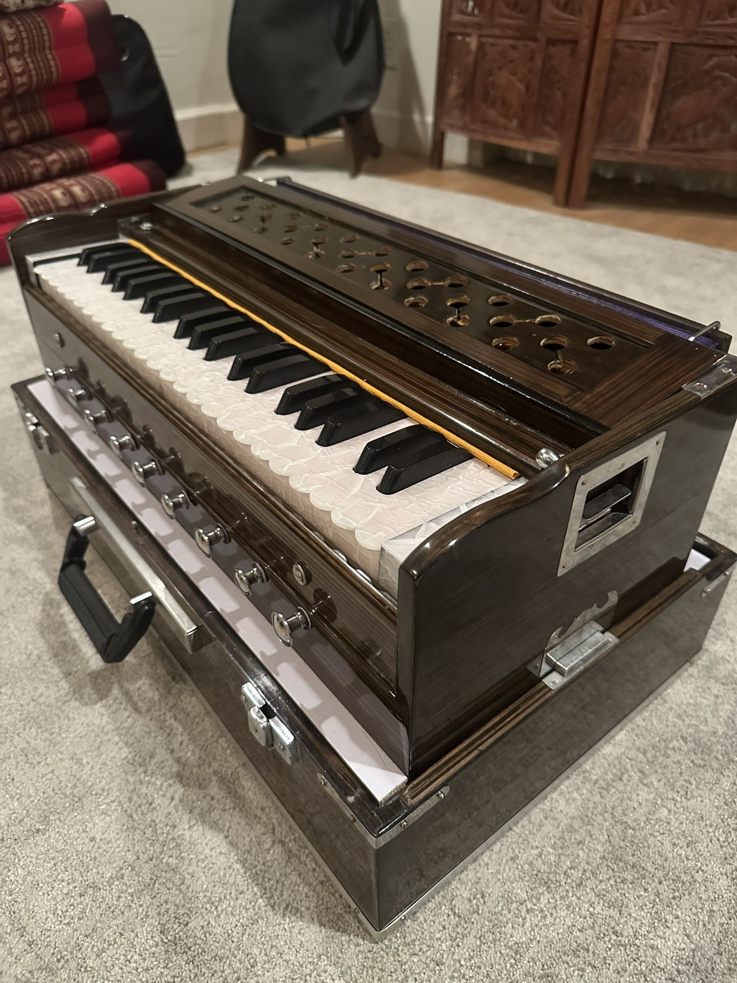 Harmonium