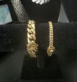 Manilla Tradicional Cubana Enchapada En Oro 14k 