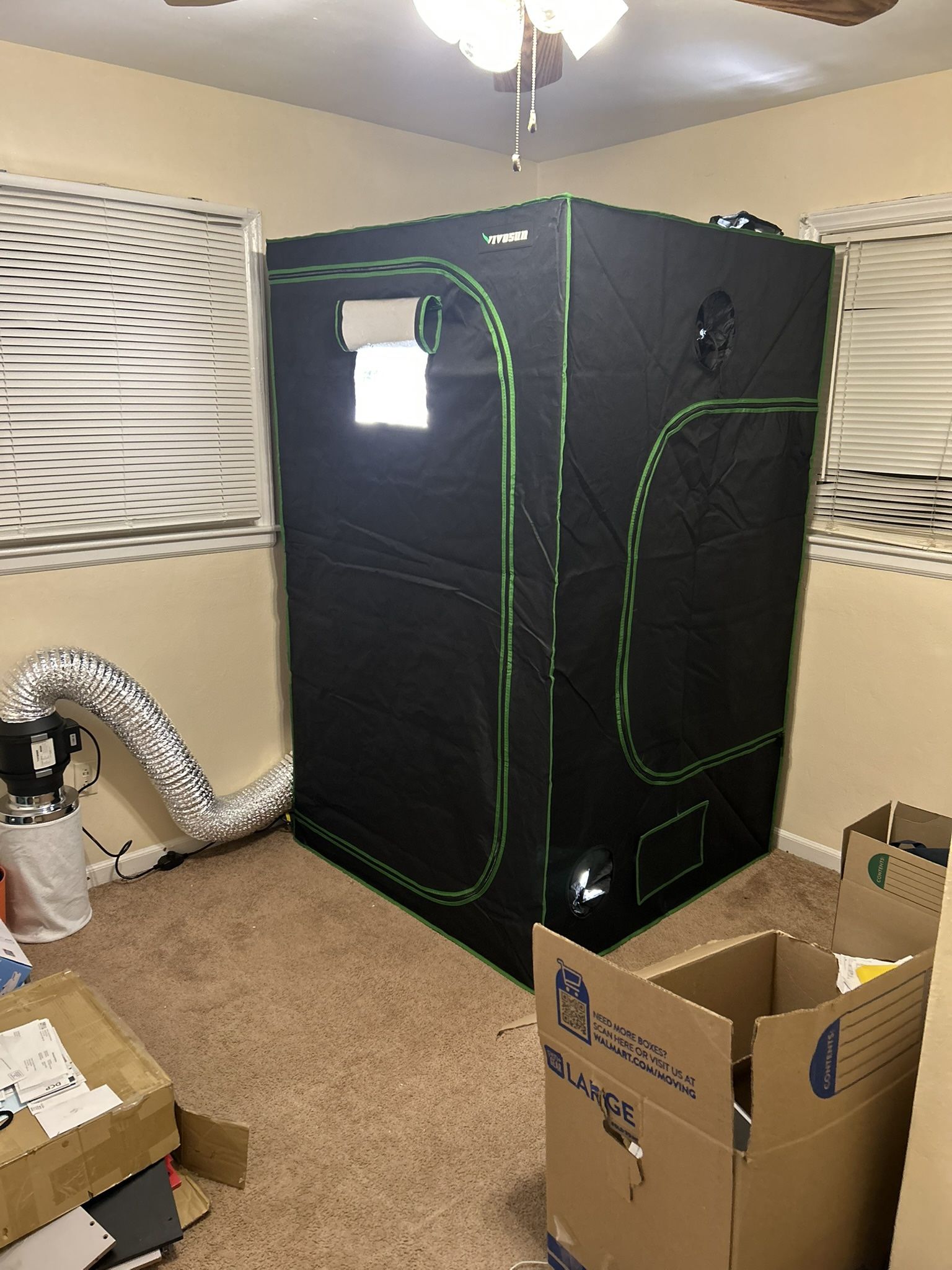 vivi sun vegetable grow tent with lights and air