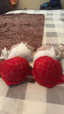 Victoria’s Secret bras 3 bras