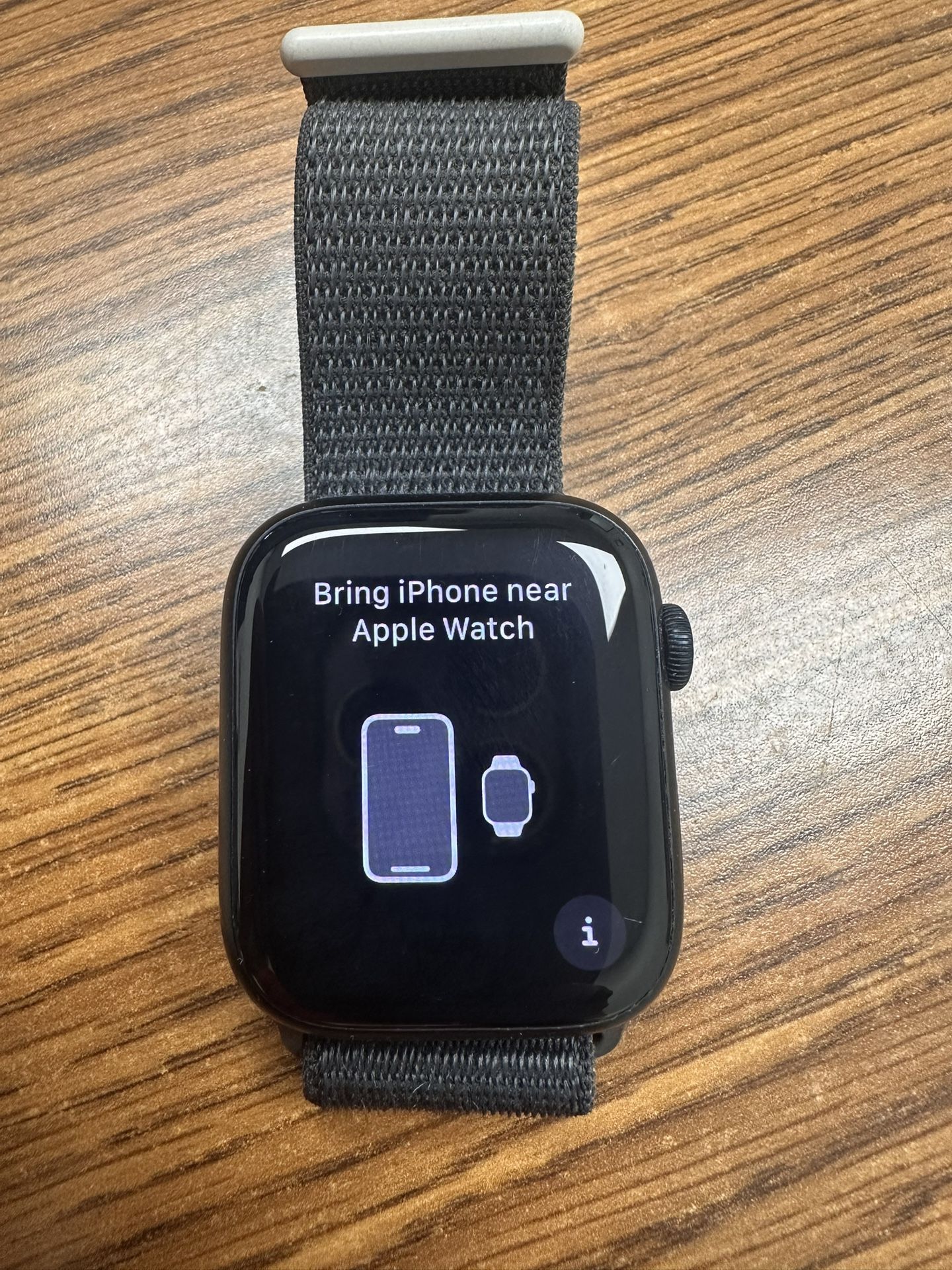 Apple Watch Series 9 45mm Alpine Band 