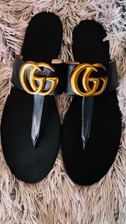 Authentici Gucci Thong Sandals Size8 $95 obo