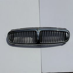 OEM Jaguar X-Type Front Grille Chrome – Fits 2002–2008