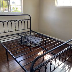 Bed Frame And Mattress 