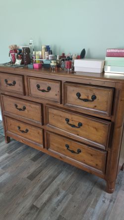 Dresser used good condition