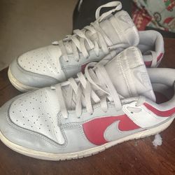 Nike Dunk Low – White/Grey/Red Size 11