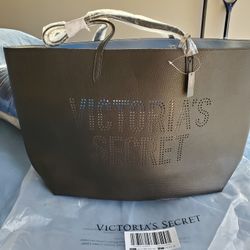 New VS TOTE, Silver Lining.