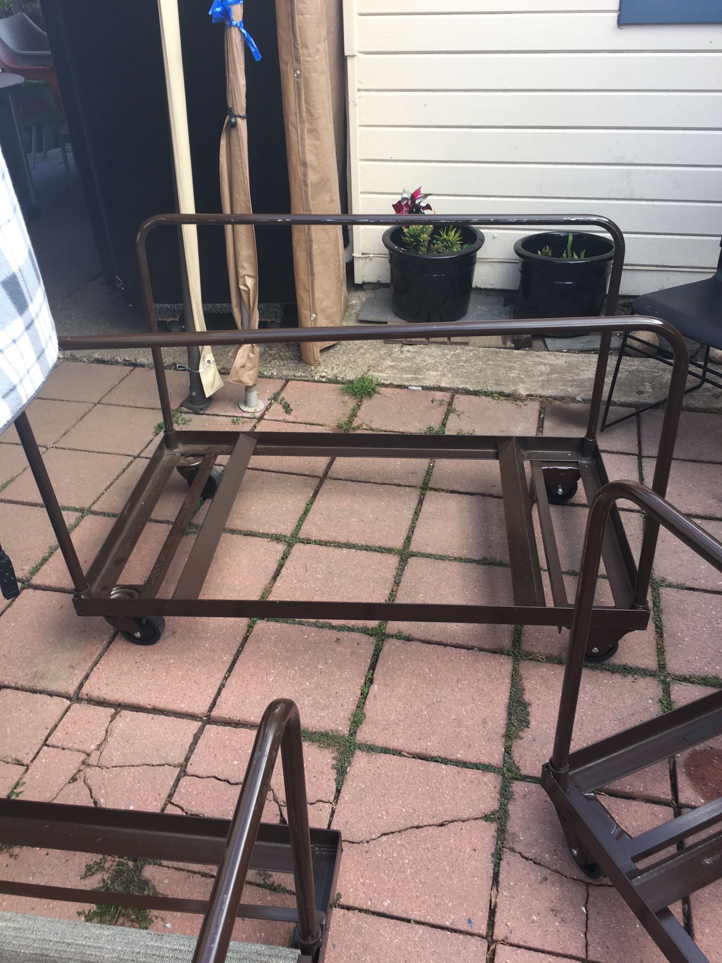 2 flat cart in good condition