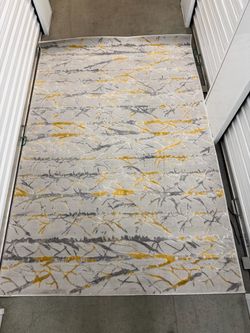 Gray, Cream & Gold Marble-Pattern Area Rug