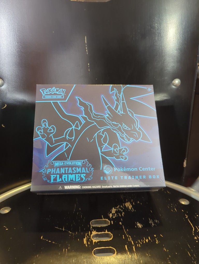 Pokemon TCG: Phantasmal Flames Elite Trainer Box (POKEMON CENTER)