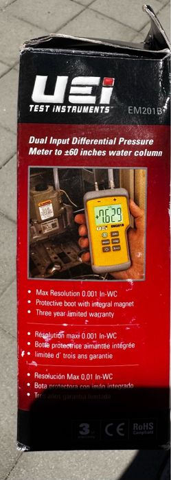 UEI test instrument EM201B Dual Input Manometer