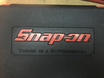 Snap on impact gun case