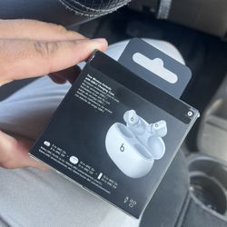 Beats Studio Buds