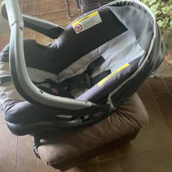 Baby Trend City Scape Car seat 