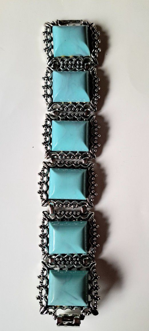 Vintage FAUX  Turquoise 60's Bracelet, 7"
